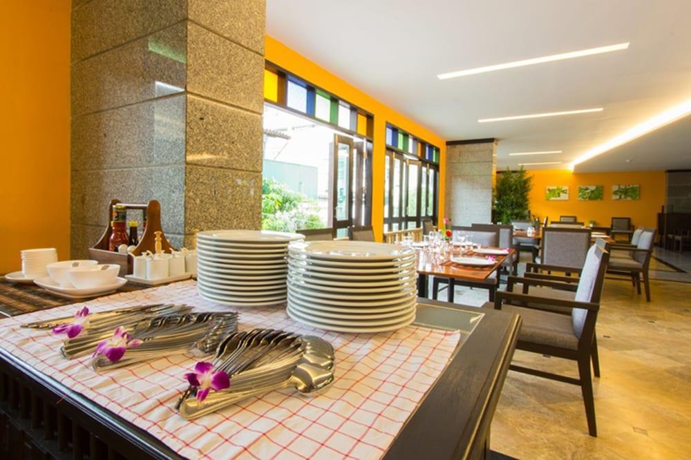 All Together Suite Hotel Banguecoque Exterior foto