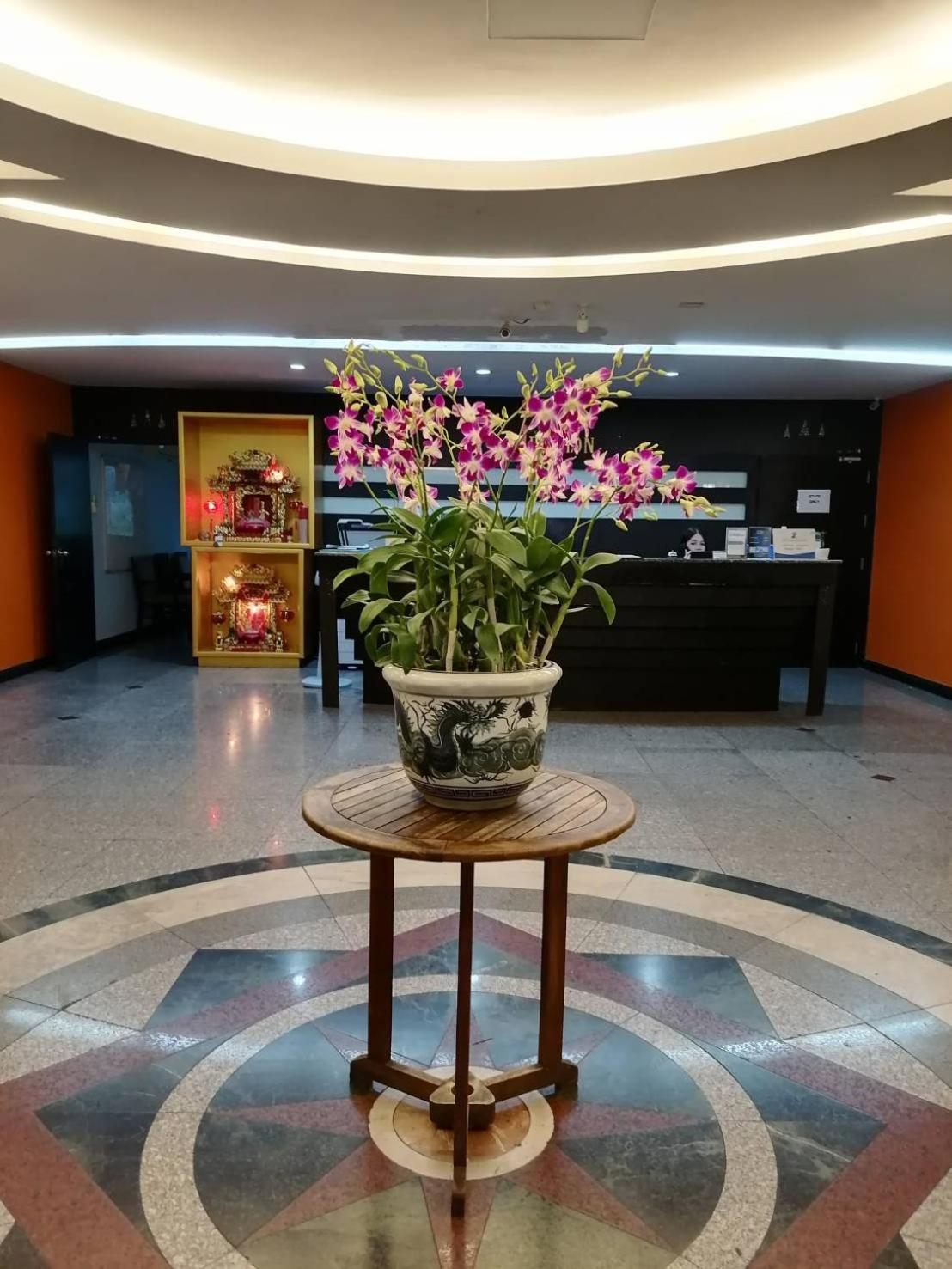 All Together Suite Hotel Banguecoque Exterior foto