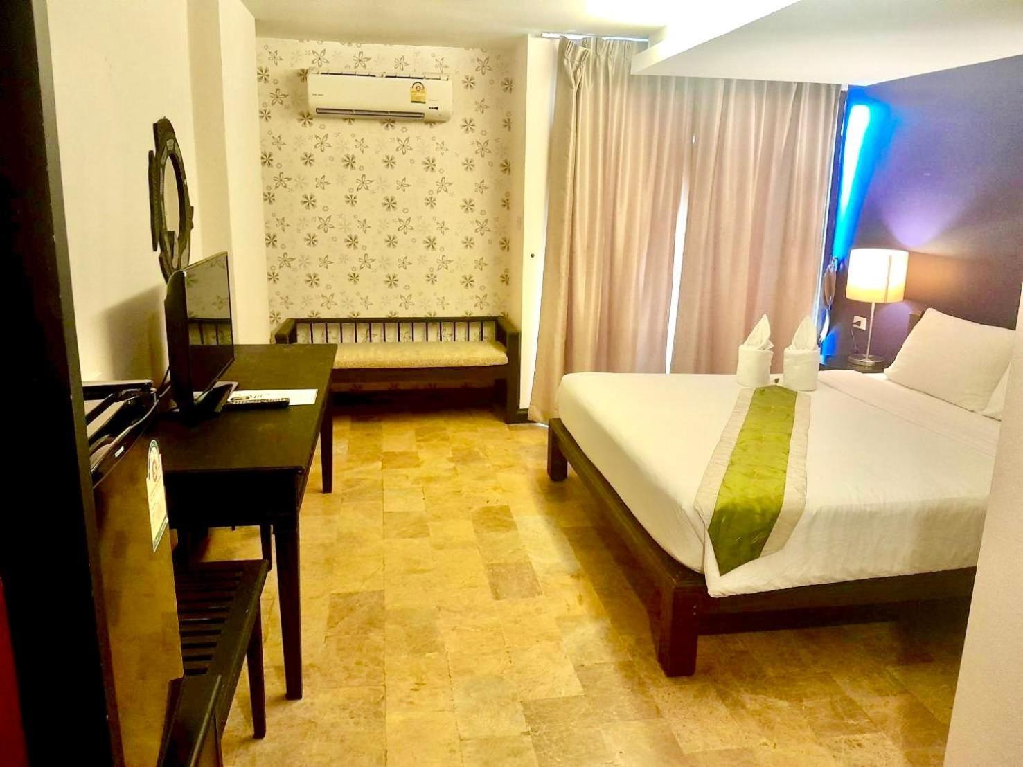 All Together Suite Hotel Banguecoque Exterior foto