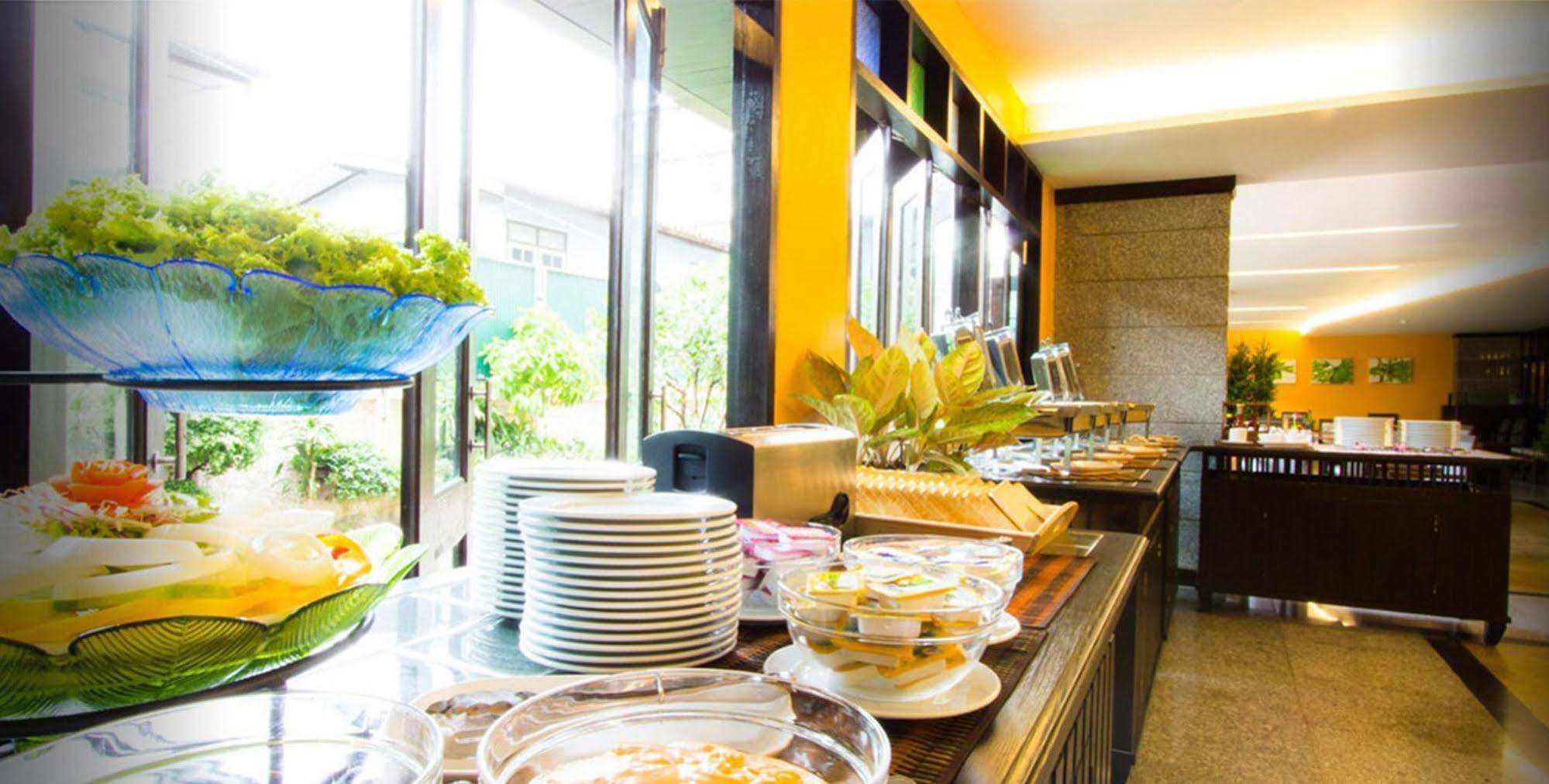 All Together Suite Hotel Banguecoque Exterior foto